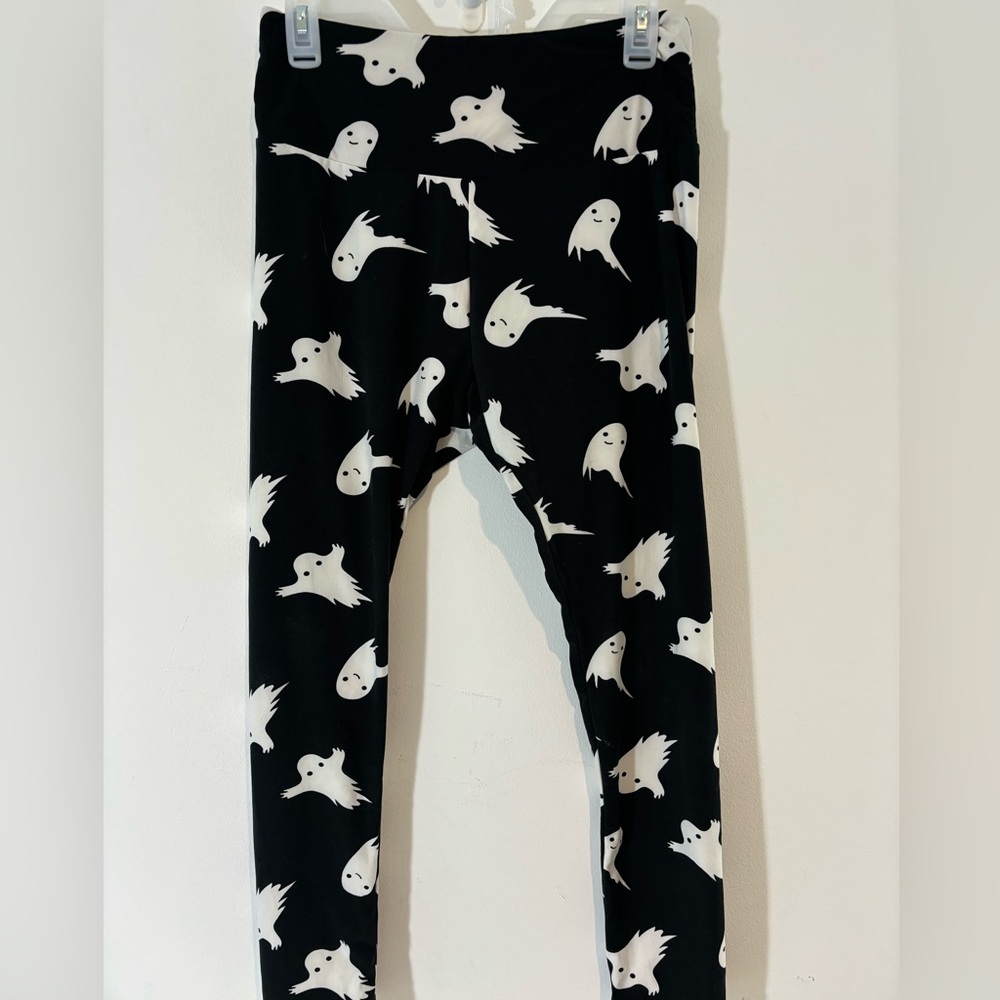 Indero Women’s Large/XL High Waisted Black White Halloween Ghost Leggings